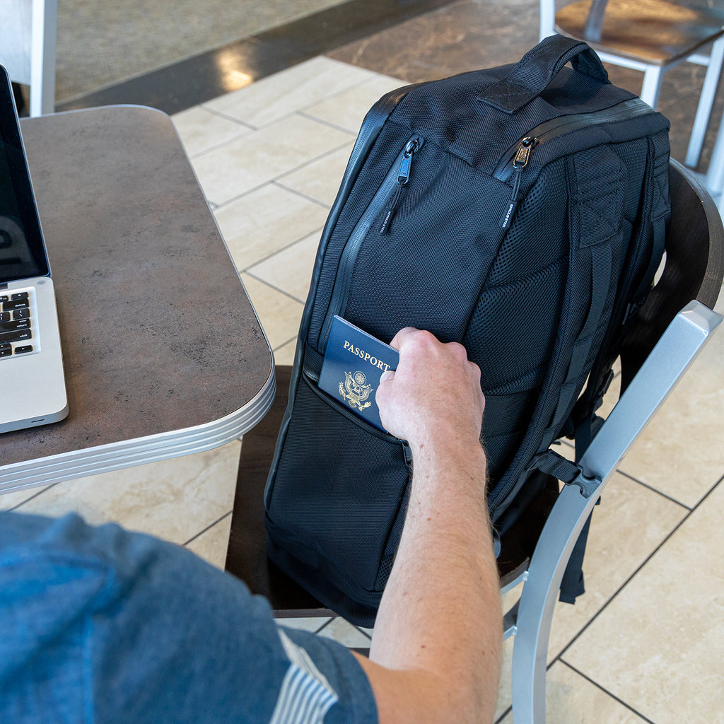 PRO Divider Backpack (32L) – Serious Steel Fitness